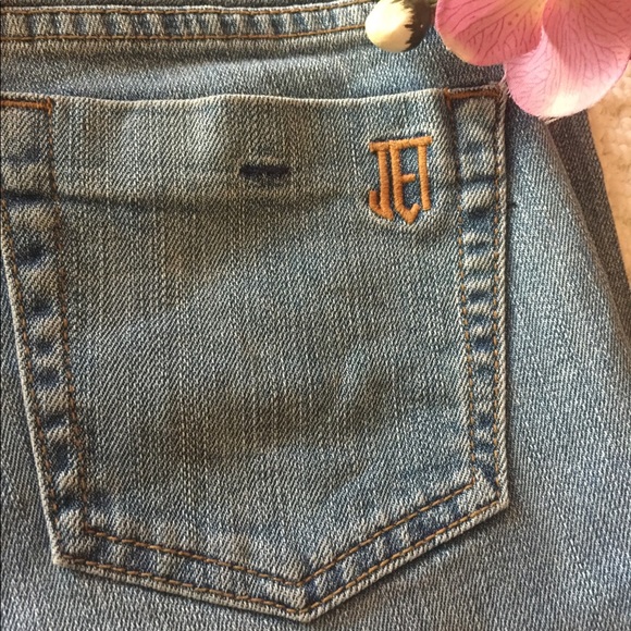 JET by John Eshaya Patched & Distressed Jeans - Picture 8 of 11